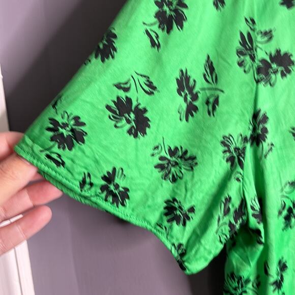 Zara Green and Black Floral Print Short Sleeve Buttoned Front Shirt Dress Size L - Picture 5 of 9